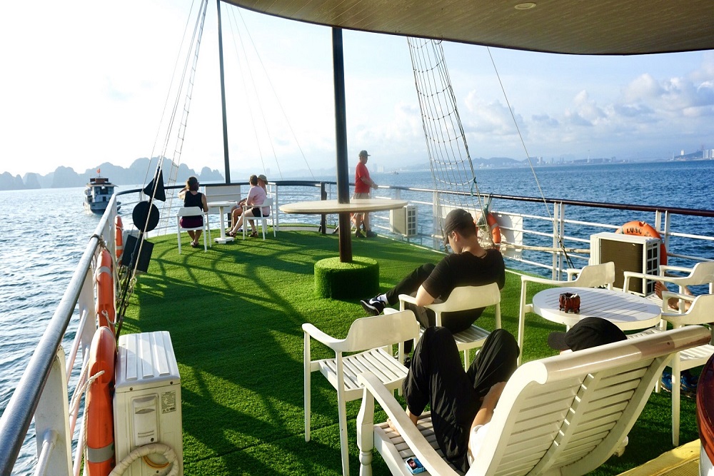 Wego cruise Ha long bay